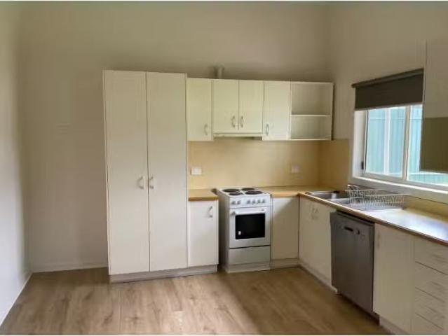For Rent! 22 Finley Street, Tocumwal House for rent Listed by.