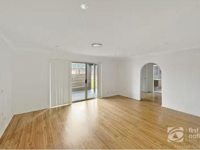 Nice 22 Hadley Street, Forster House for rent Listed by Natas.