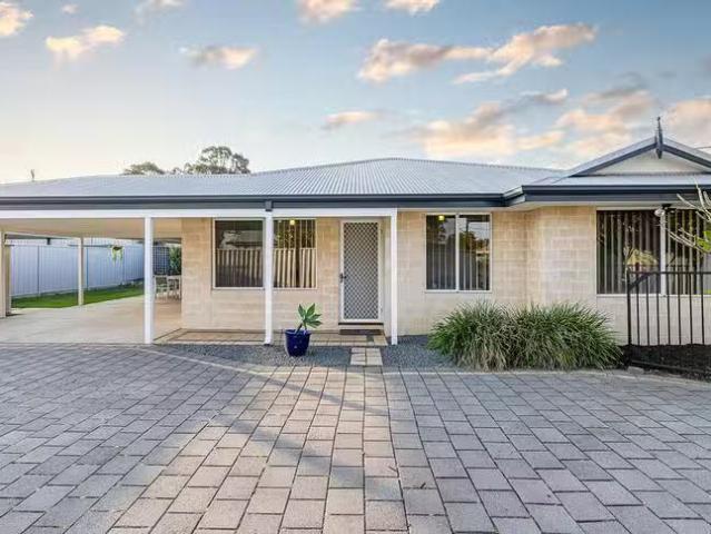 Rental! 22A Frankel Street, Carey Park, WA 6230