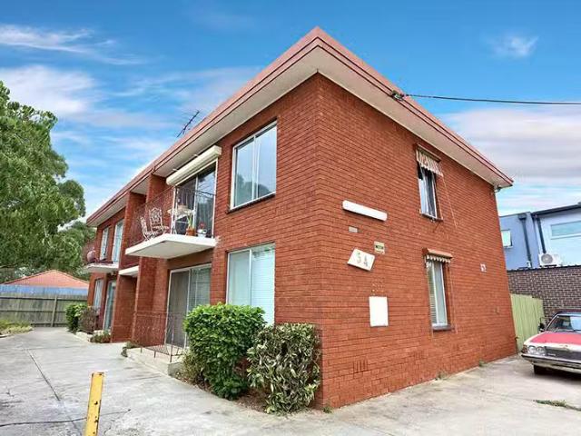 Cozy 2/34 Donne Street, Coburg VIC 3058