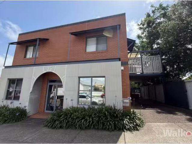 Charming 2/35 Morehead Street, Lambton Apartment for rent Lis.