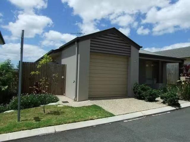 Unique 23/75 Levington Road, Eight Mile Plains, QLD 4113
