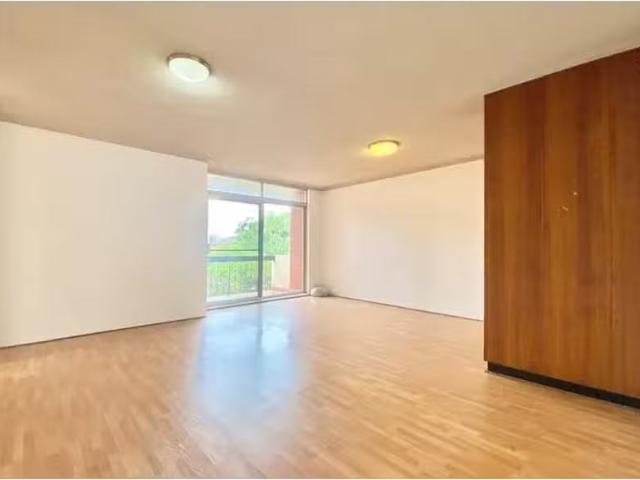 Deal! 23/17 19 Phillip Street, Roselands Apartment for rent L.