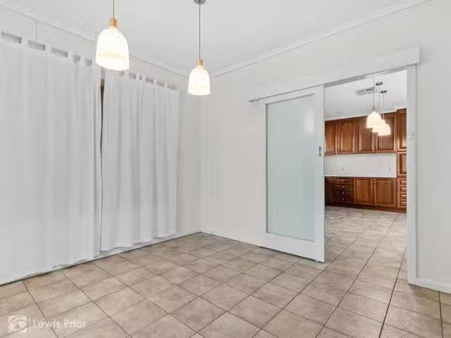 Just in! 231 Diagonal Road, Warradale, SA 5046