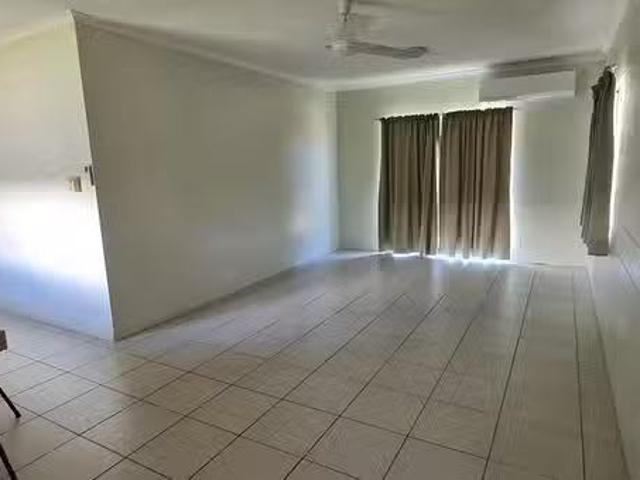 For Rent! 2/31 Tracey Street, Bowen, QLD 4805