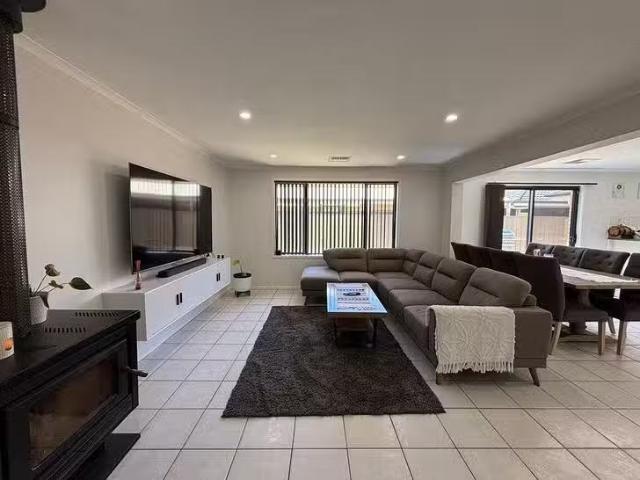 Charming 23 Trinity Court, Andrews Farm, SA 5114