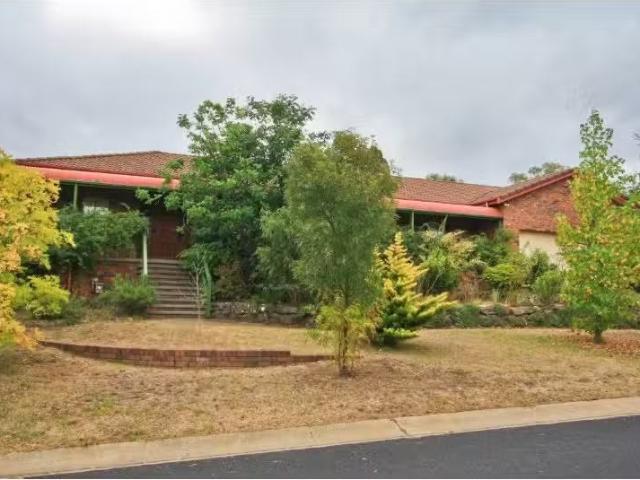 Unique 23 Tulong Avenue, Cooma House for rent Listed by Owen.
