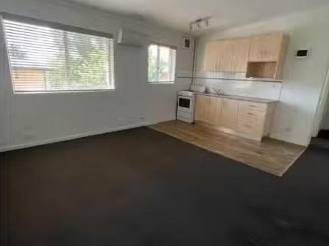 Rental! 24/46 Trinculo Place, Queanbeyan Apartment for rent L.