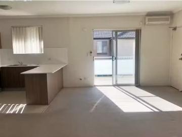 Unique 24/13 17 Regentville Road, Jamisontown Apartment for re.