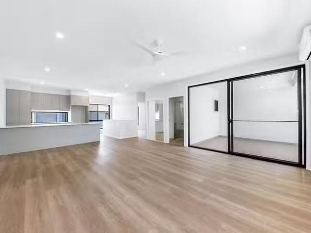 Cheap 2/41 Ridge Road, Maroochydore, QLD 4558