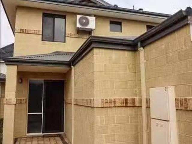 Rental! 242B Ewen Street, Woodlands, WA 6018