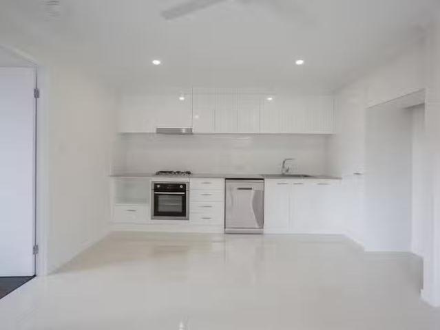 For Rent! 2/43 Lauenstein Crescent, Pimpama, QLD 4209