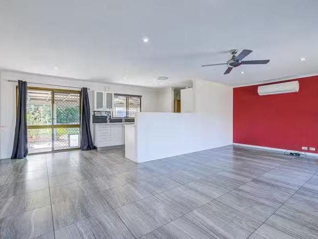 Cozy 24 Ironwood Street, Crestmead, QLD 4132