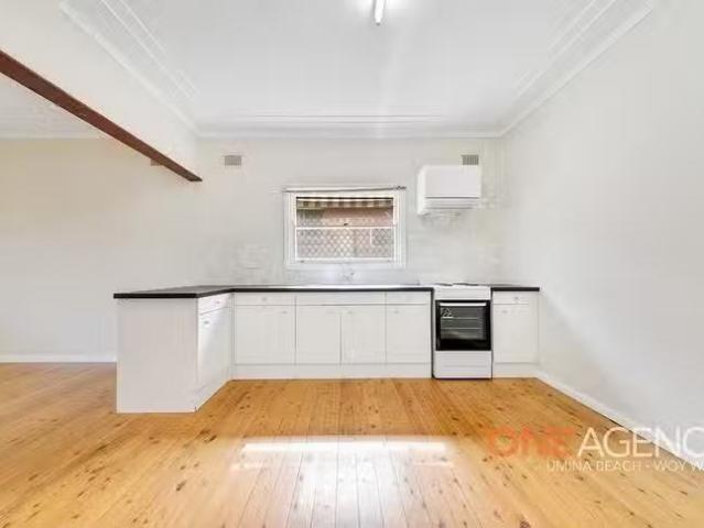 Deal! 24 Robin Crescent, Woy Woy, NSW 2256