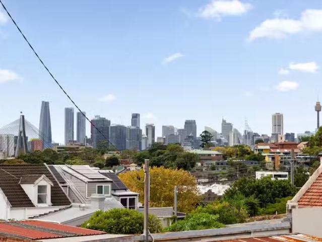 Rental! 251a Trafalgar Lane, Annandale NSW 2038