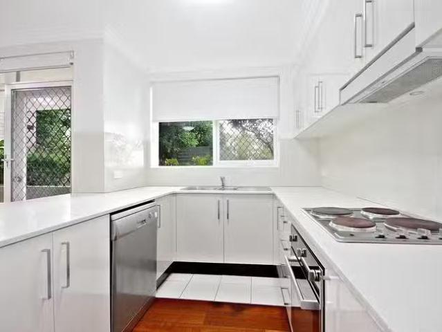 Nice 25/236 240 Rainbow Street, Coogee, NSW 2034