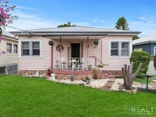 New 253 Old Pacific Highway, Swansea, NSW 2281