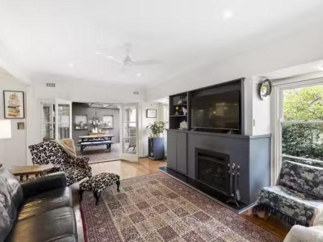 For Rent! 25 Grandview Road, Box Hill South VIC 3128 House A.