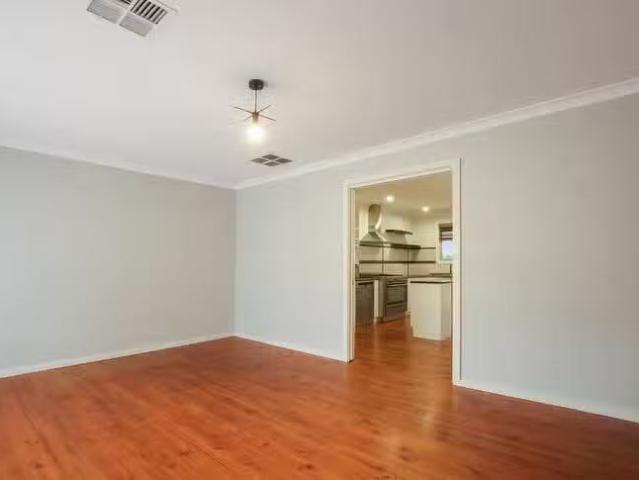 Cheap 25 Lamington Street, Ingle Farm, SA 5098