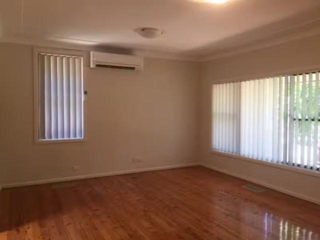 Rental! 25 Neptune Street, DUNDAS VALLEY House for rent Liste.