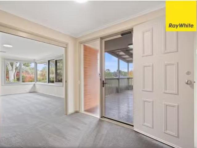 Just in! 26 Cantor Crescent, HIGGINS House for rent Listed by.