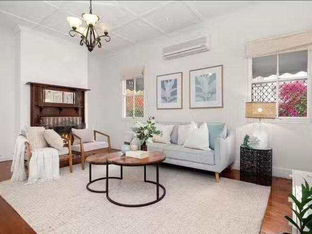 Cozy 26 Princess Street, Taringa, QLD 4068
