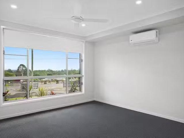 Rental! 26A Wagtail Drive, Regency Downs, QLD 4341