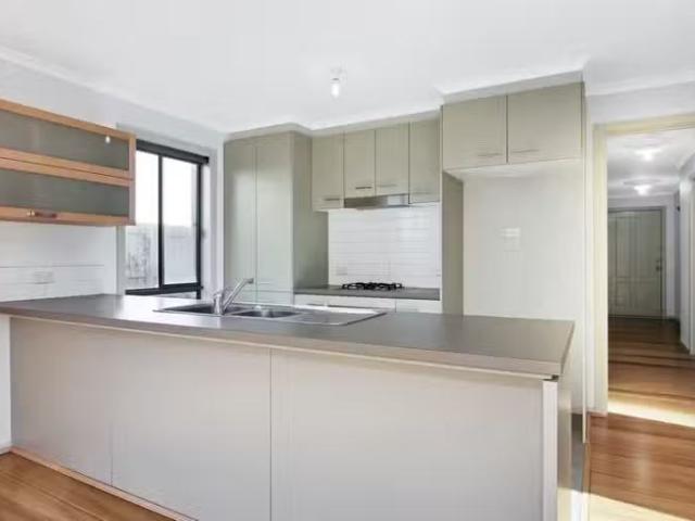 Charming 2/74 Fairbairn Drive, Corio, VIC 3214 Unit for Rent