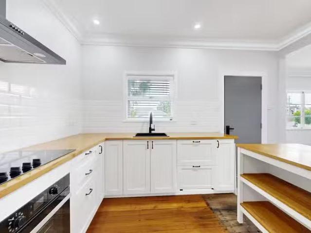 Unique 276 Newman Road, GEEBUNG, QLD 4034 House Leased
