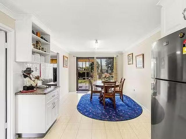 Just in! 278 Taylor Street, Glenvale, QLD 4350