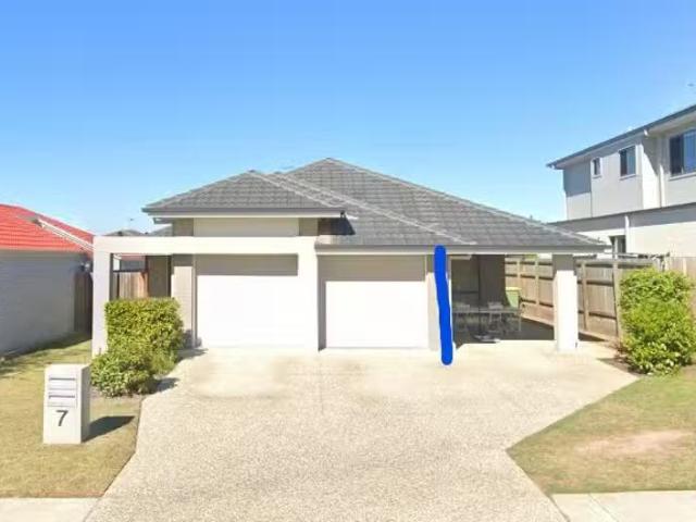 New 2/7 Bluegrass Court, Hillcrest, QLD 4118