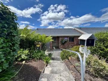Apartment to rent in Riverside, Launceston - Parking