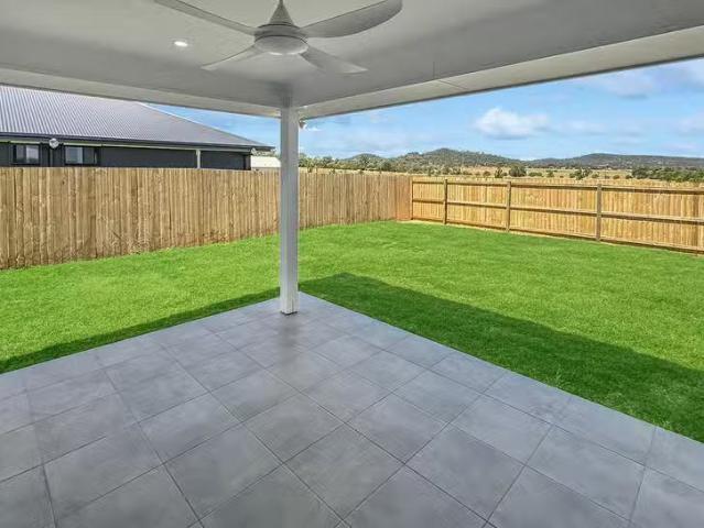Deal! 27 Jacana Street, Glenvale, QLD 4350