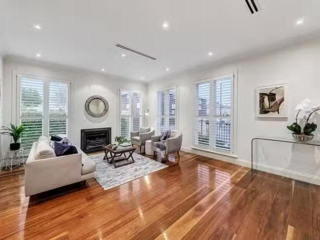 Charming 27 Mcarthur Street, Malvern, VIC 3144