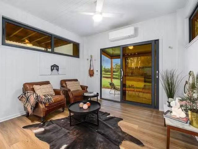 Deal! 2/80 Falconhurst Road, Russell Island, QLD 4184