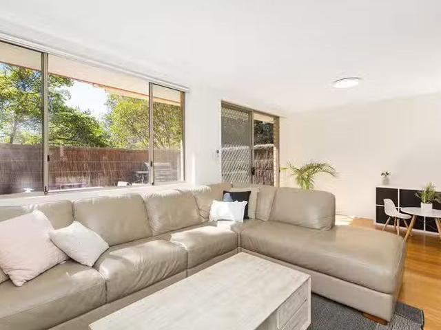 Deal! 2/81 Bath Road, Kirrawee, NSW 2232