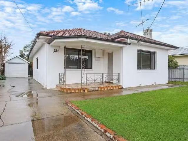 Just in! 281 Wantigong Street, North Albury, NSW 2640