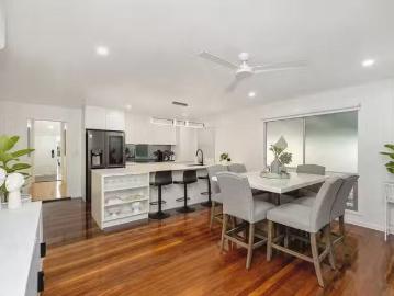 Cozy 282 Boundary Street, South Townsville, QLD 4810