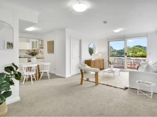 Cozy 28/303 307 Penshurst Street, Willoughby Apartment for ren.