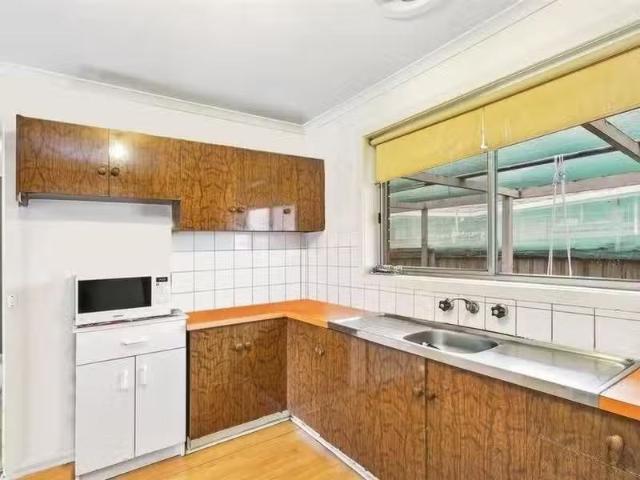 Cheap 2/83 CLARENDON Street, Cranbourne VIC 3977 Unit For Le.