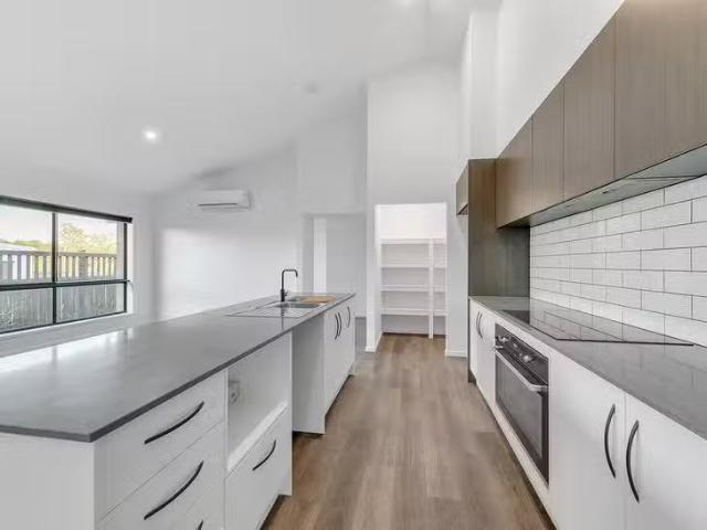 For Rent! 28 Georgina Street, Flagstone, QLD 4280