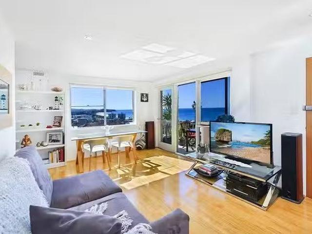 Cozy 2/8 Park Street, Collaroy, NSW 2097