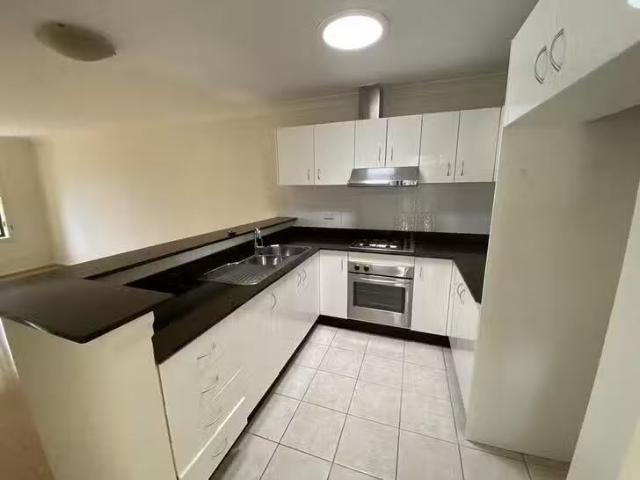 Rental! 29/6 10 Ettalong Road, Greystanes, NSW 2145