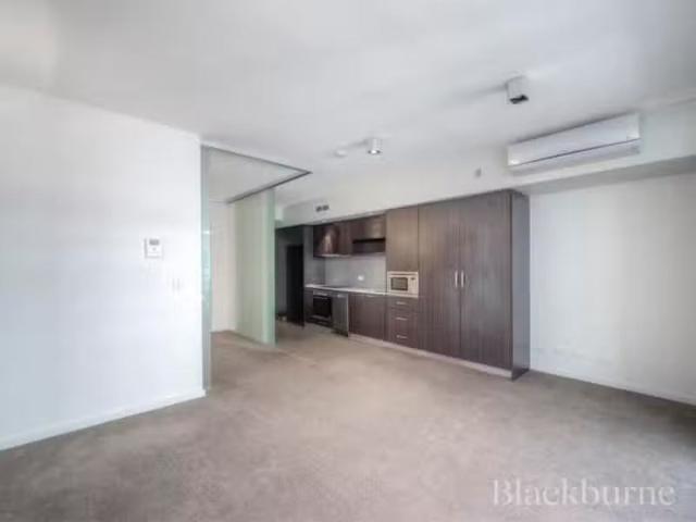 Just in! 29/1178 Hay Street, WEST PERTH Apartment for rent Li.