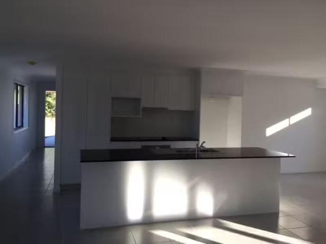 Rental! 29 Pedersen Road, SOUTHSIDE, QLD 4570 House for Rent