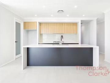 Cozy 29 Wattawan Crescent, Anambah House for rent Listed by E.