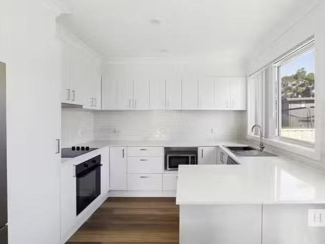 Just in! 29A Swan Street, Kanwal, NSW 2259
