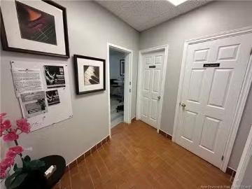 New 2 381 Somerset St, Saint John, NB, E2K 2Y5 commercial fo.