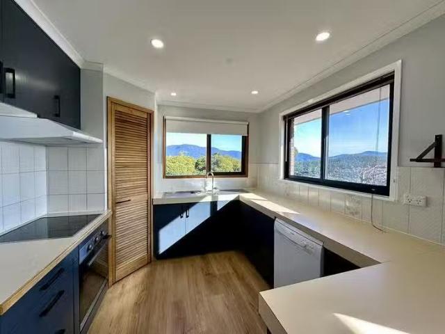 Cozy 2 Thoona Street, Geilston Bay, TAS 7015
