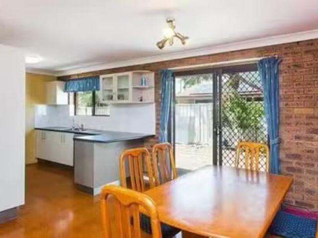 Unique 2 Agave Court, Runcorn, QLD 4113